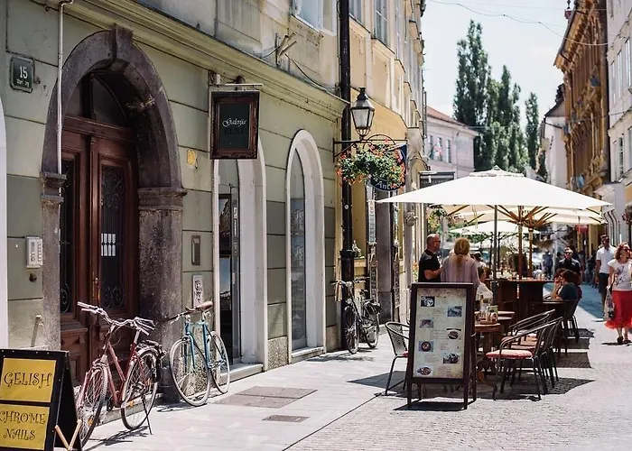 Ab - The Princess Castle Triplex Liubliana