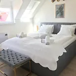 Apartamento Ab - The Princess Castle Triplex Liubliana