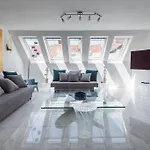 Ab - The Princess Castle Triplex *