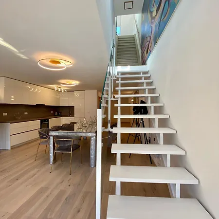 Ab - The Princess Castle Triplex * Ljubljana