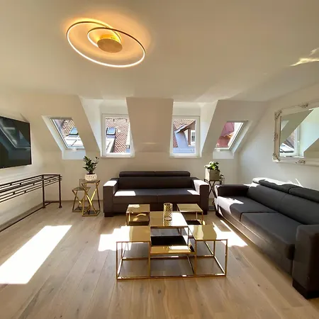 Ab - The Princess Castle Triplex Apartma *