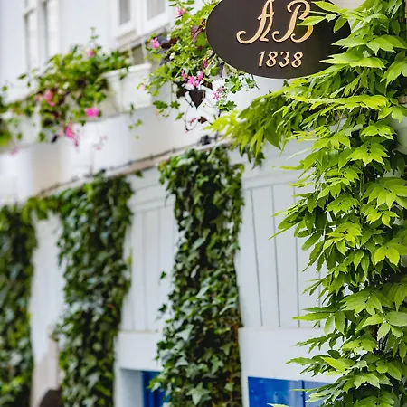 Ab - The Princess Castle Triplex Liubliana