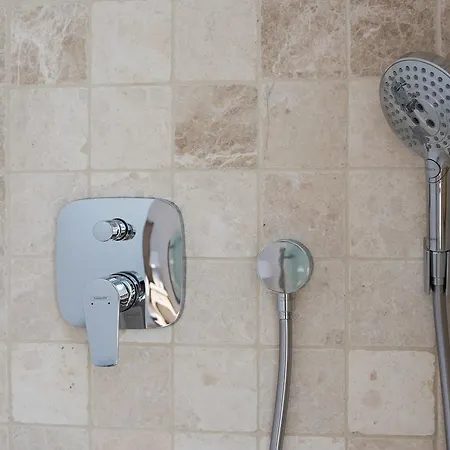 Ab - The Princess Castle Triplex