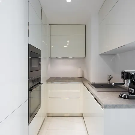 Ab - The Princess Castle Triplex Apartment *