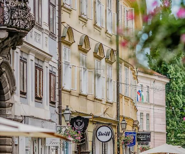 Ab - The Princess Castle Triplex Ljubljana