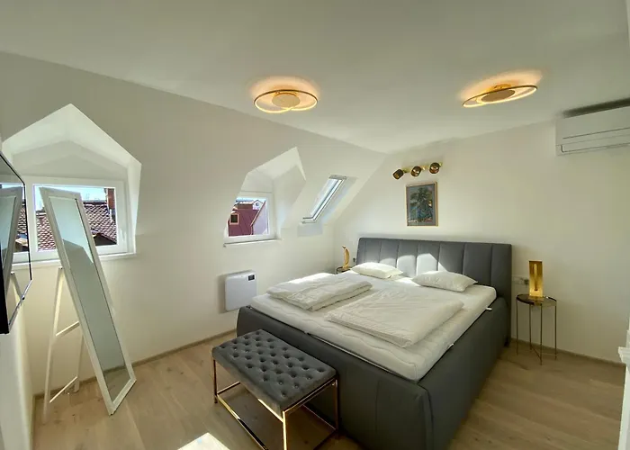 Ab - The Princess Castle Triplex *