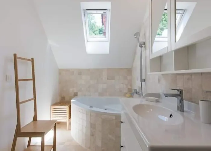 Apartma Ab - The Princess Castle Triplex *